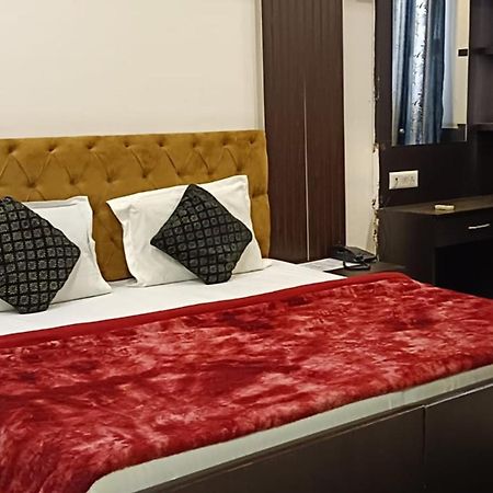 Hotel Shree Kanta Gurgáon Exteriér fotografie