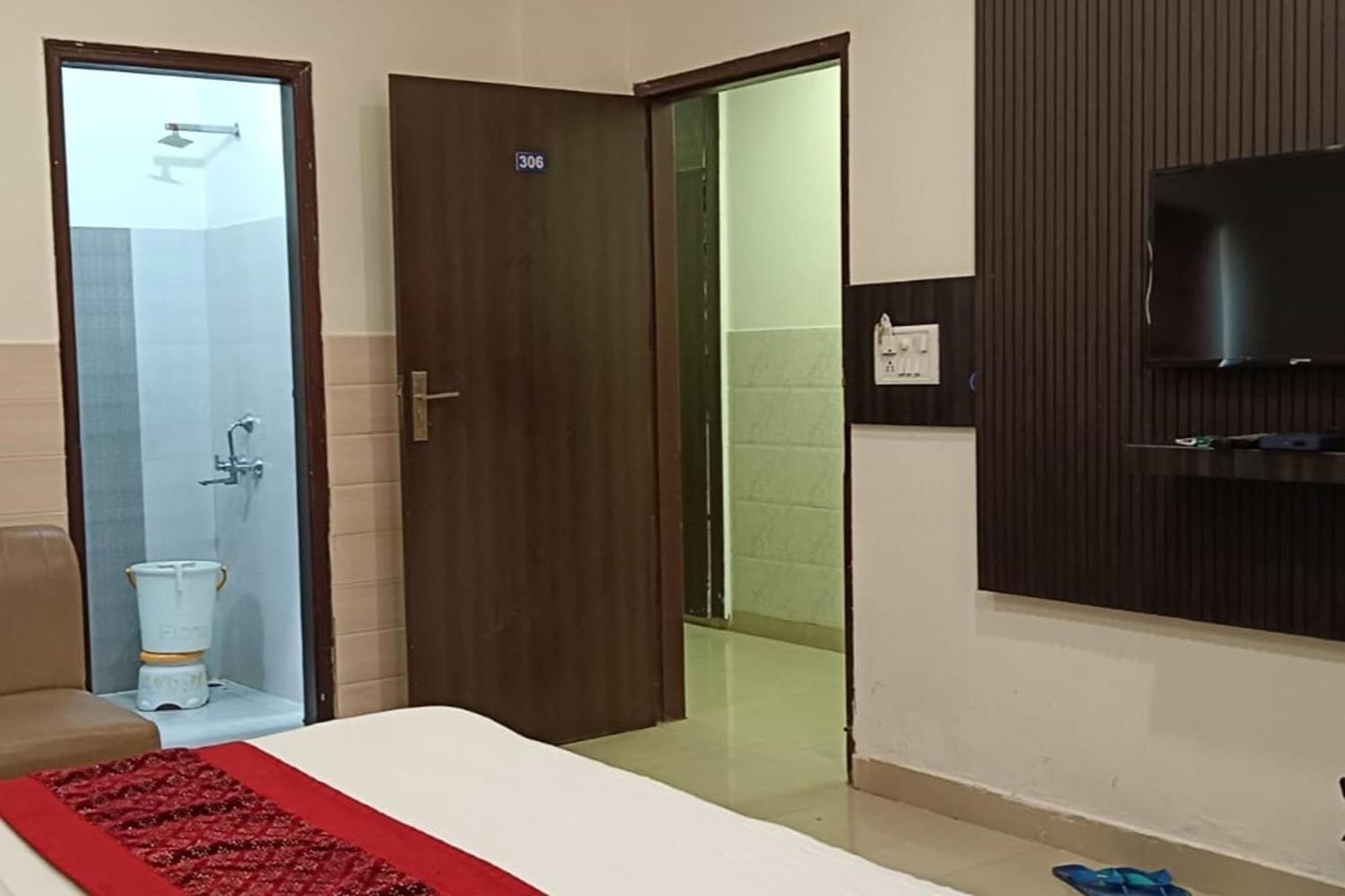 Hotel Shree Kanta Gurgáon Exteriér fotografie