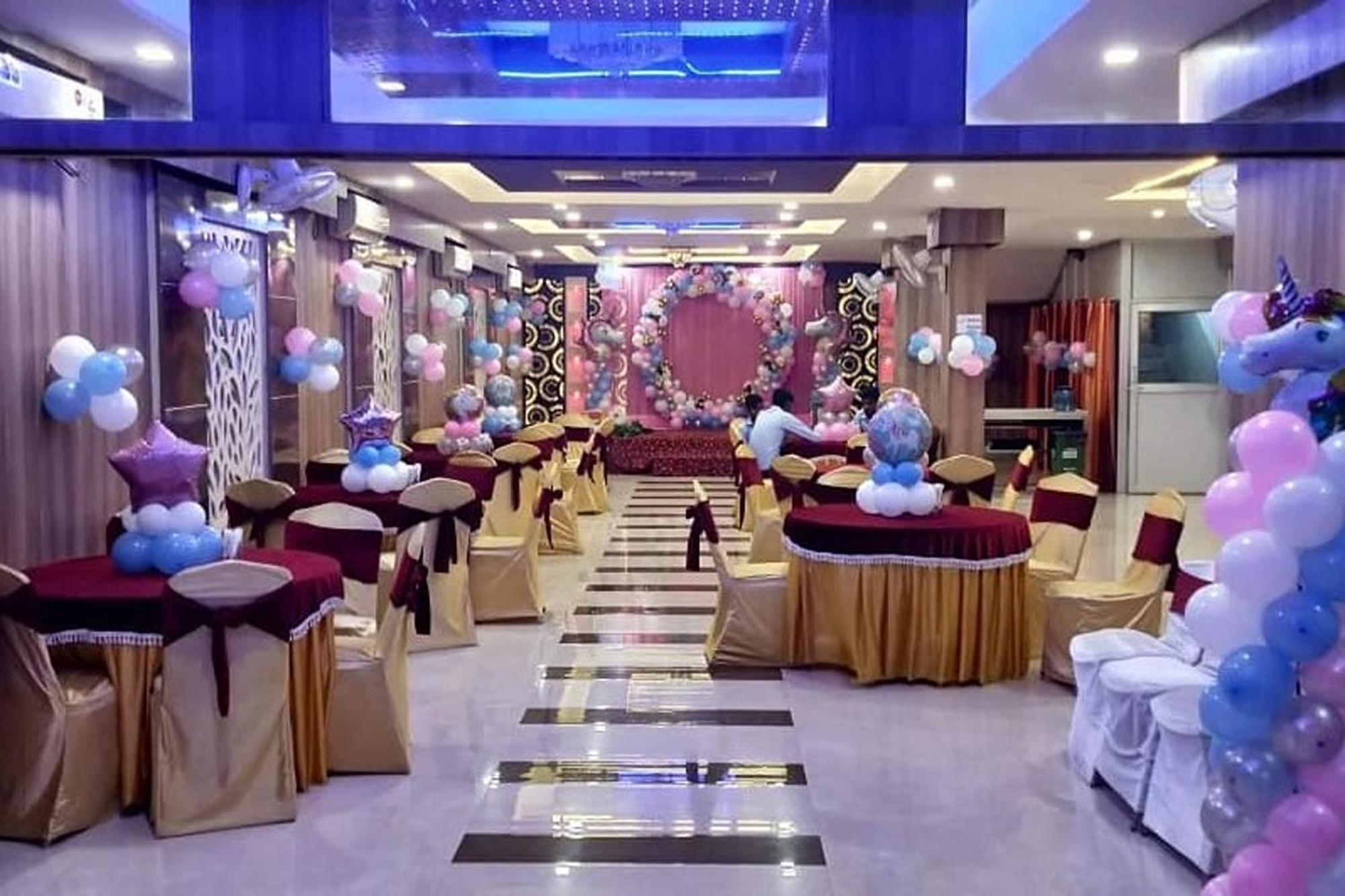 Hotel Shree Kanta Gurgáon Exteriér fotografie